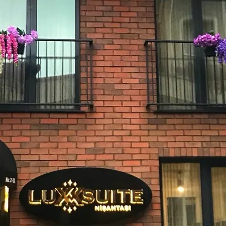 Luxx Nisantasi Aparthotel 3*
